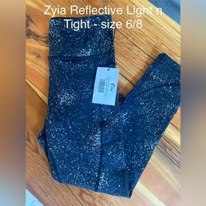 NWT Zyia Reflective Light n Tight - 6/8